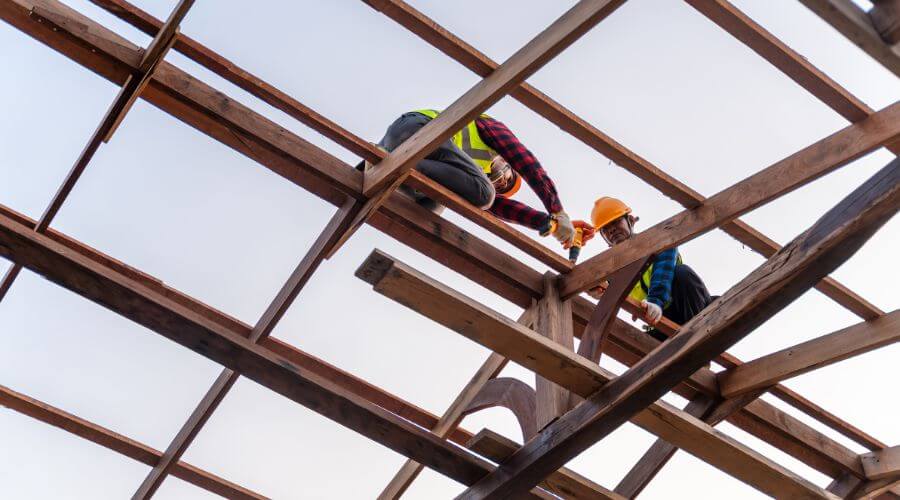 Expert tile roof repair services in Ebro, FL